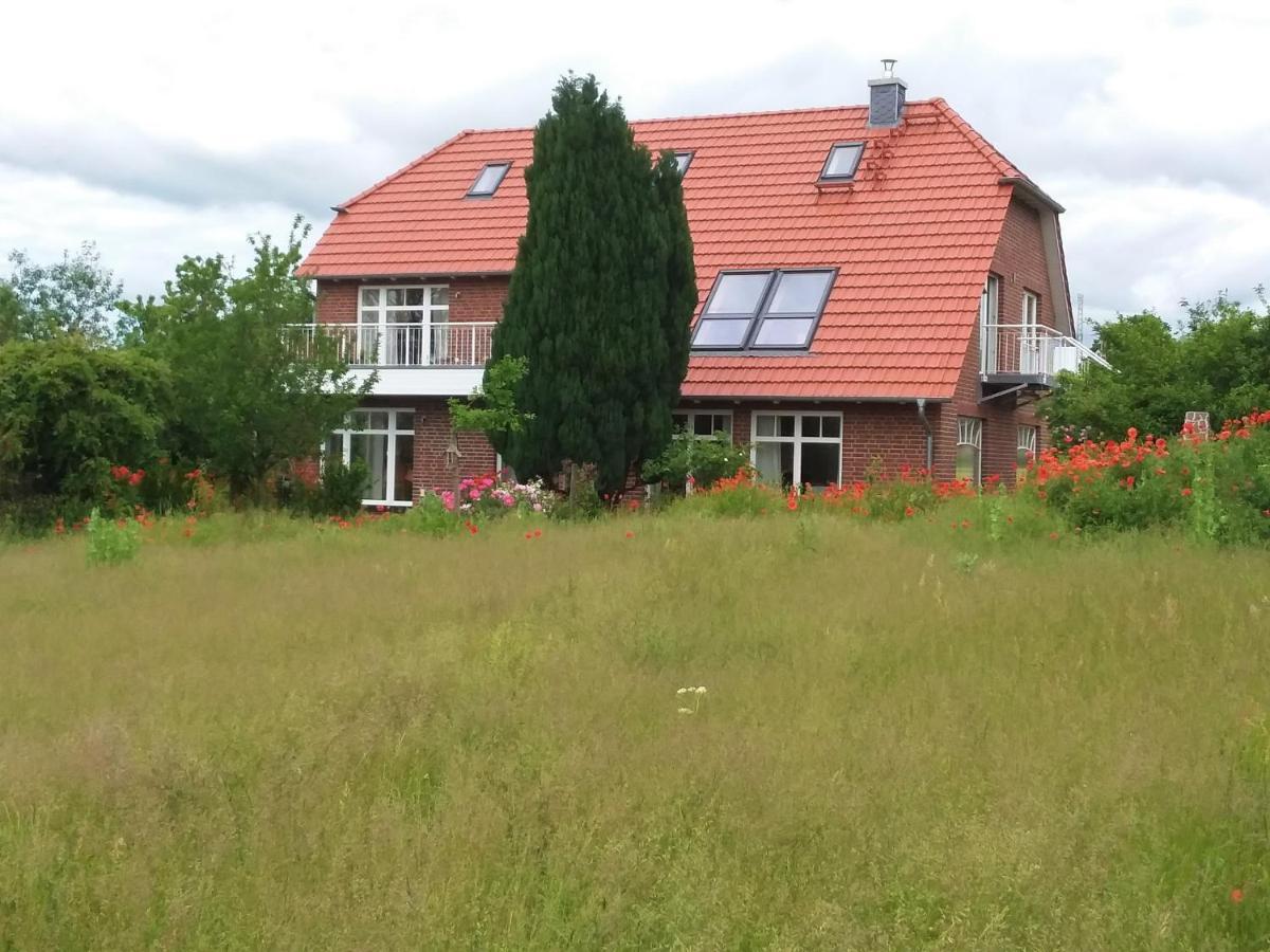 Haus Rosengarten- Ruhige Ferienwohnungen Im Gruenen Sehlen Kültér fotó